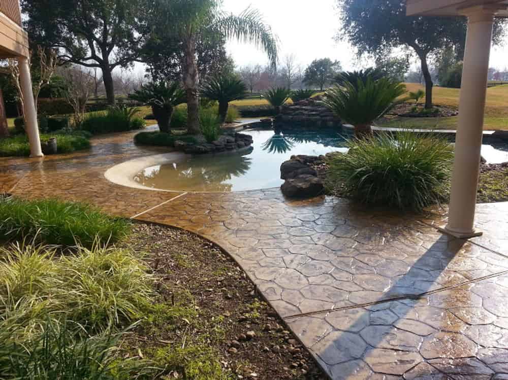 Stamped Concrete for Commercial Spaces Services image