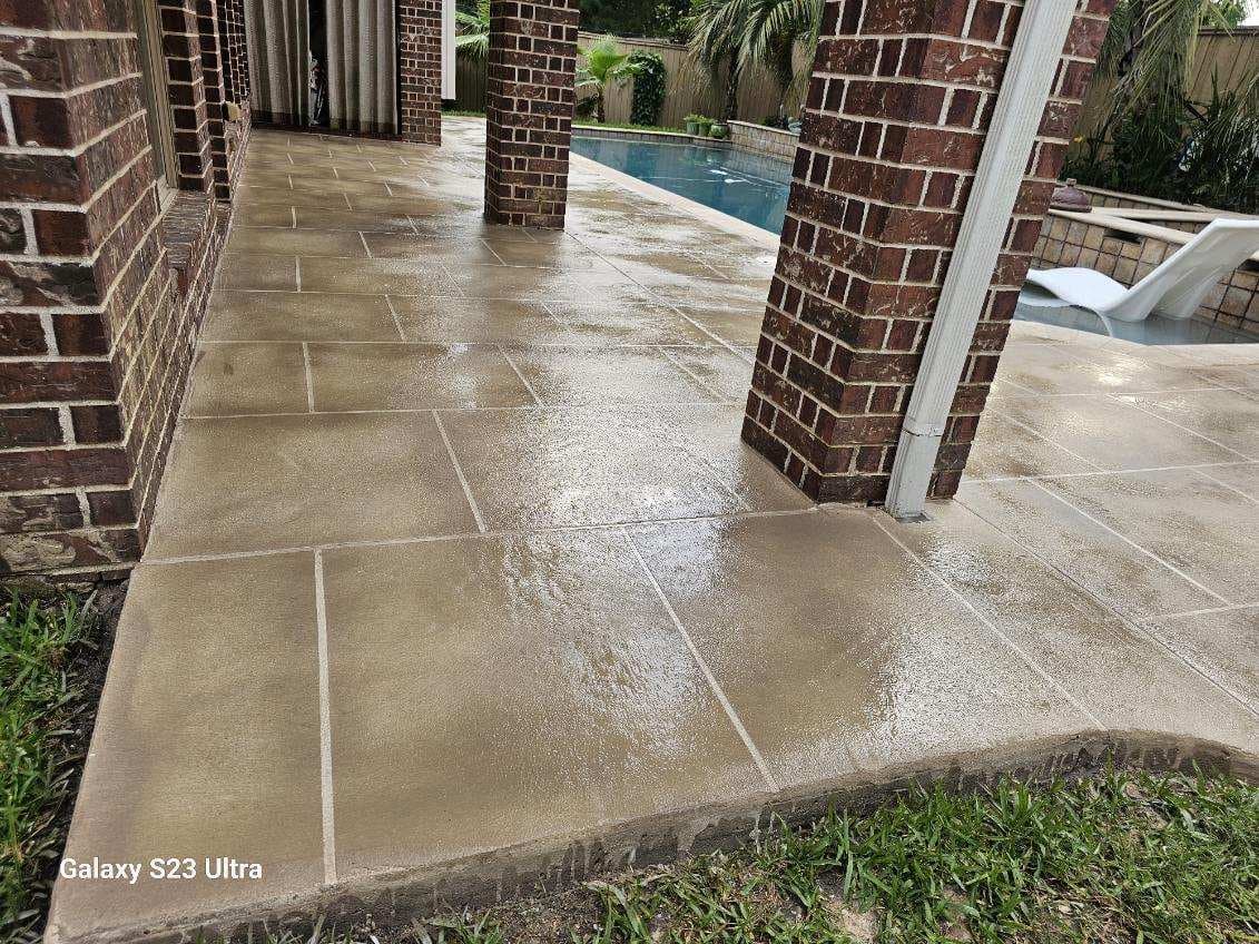 Gallery photos for Transformative Pool Deck Overlay in Spring TX: Image #1