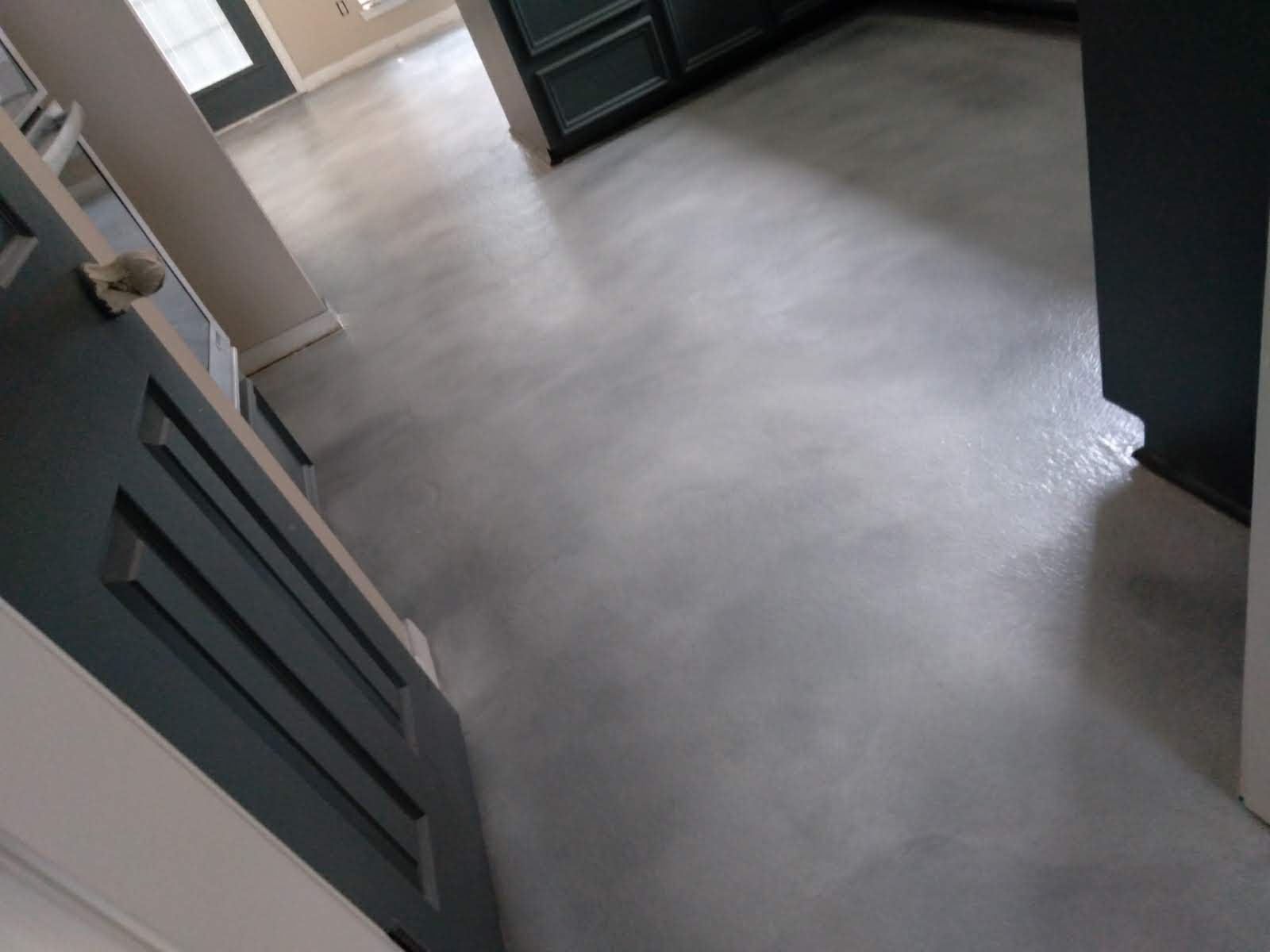 Light Grey Polished Concrete Transformation in The Woodlands image