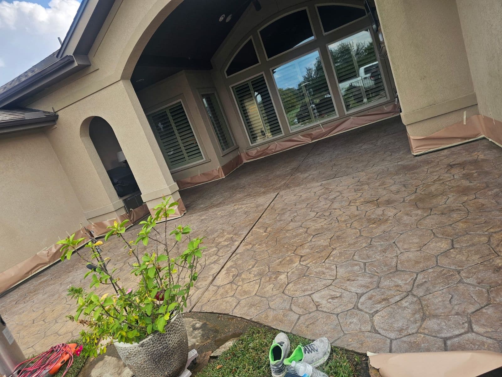 Gallery photos for Glossy Stamped Concrete Patio Installation in Cypress TX: Image #1